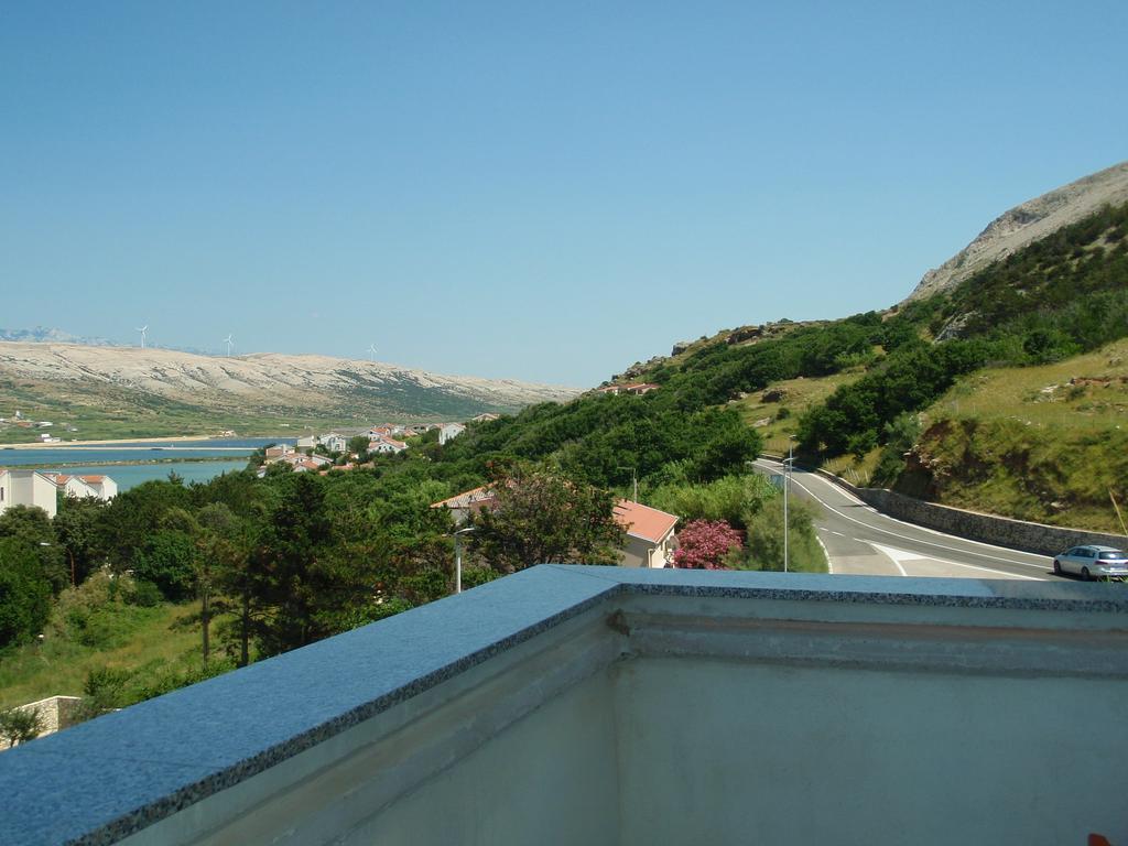 Apartments Ariana Паг Экстерьер фото
