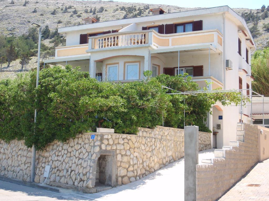 Apartments Ariana Паг Экстерьер фото
